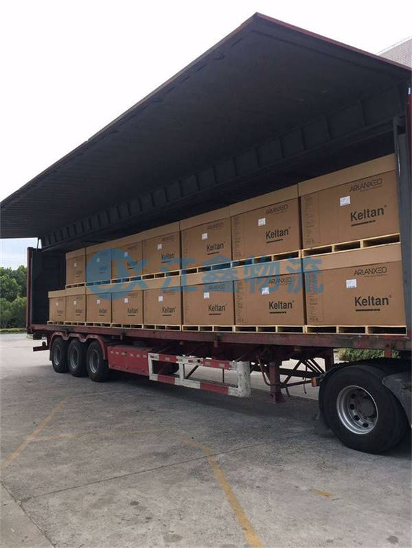 成都到鄭州物流專(zhuān)線(xiàn)-成都至鄭州貨運(yùn)公司